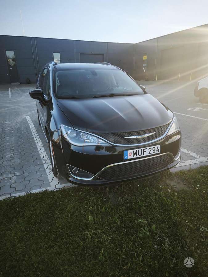 Chrysler Pacifica