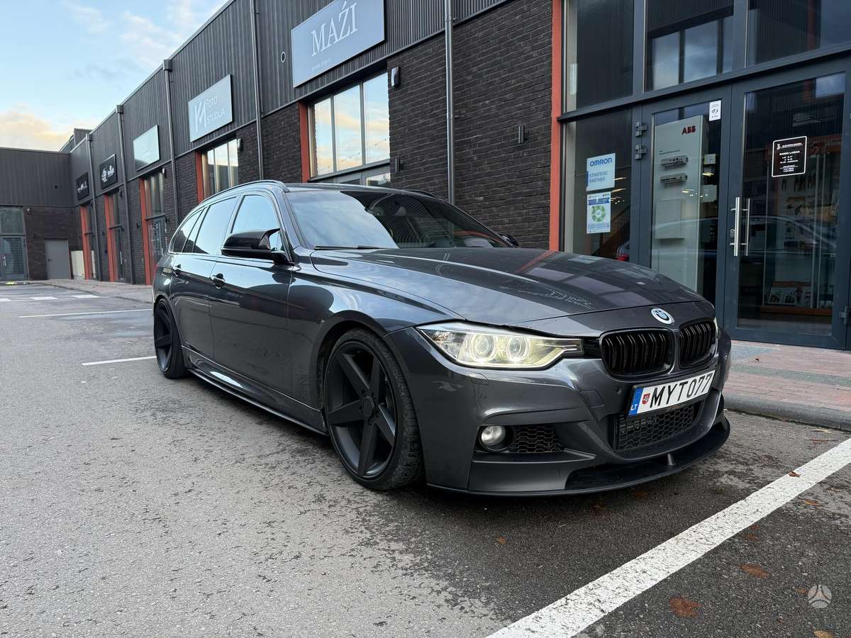 BMW 320