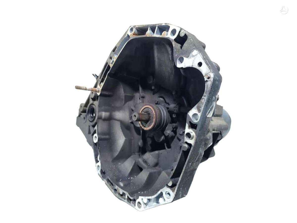 Nissan Note pavarų dėžė
