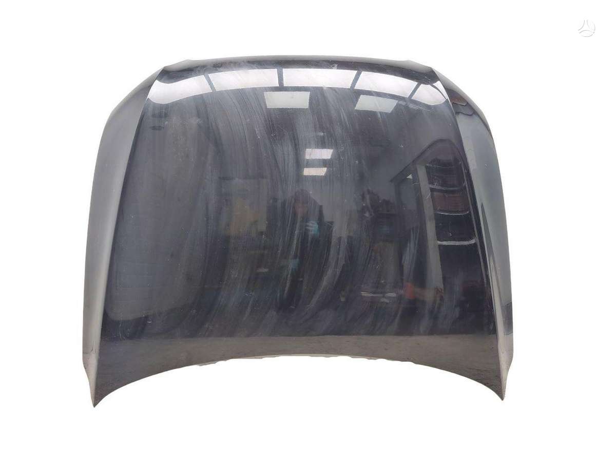 Audi Q5 hood (front, rear)