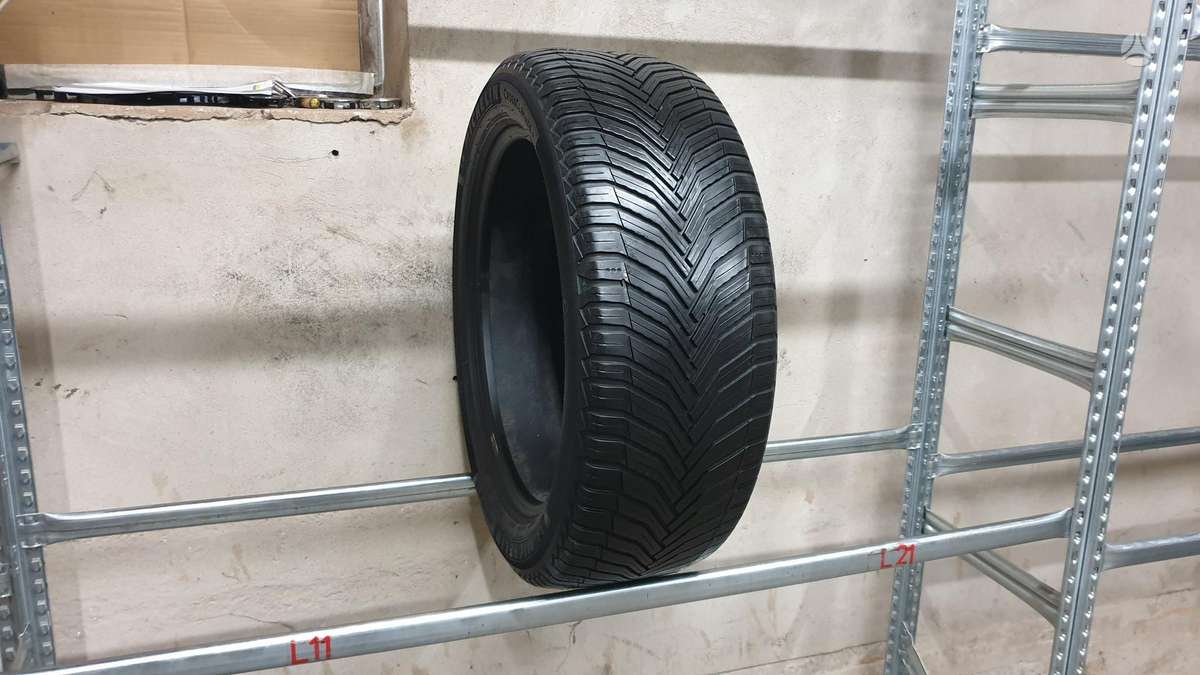 Michelin CrossClimate 2, всесезонные 235/50 R19
