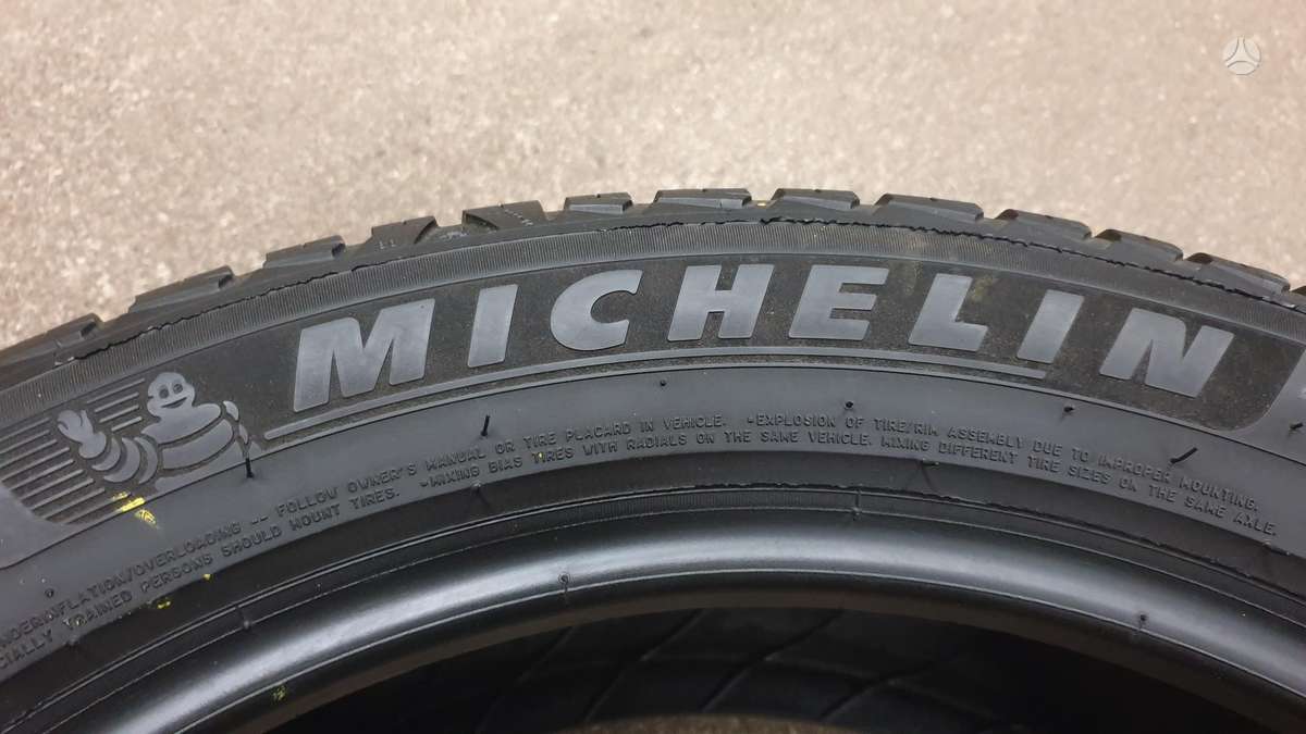 Michelin CrossClimate 2, всесезонные 235/50 R19