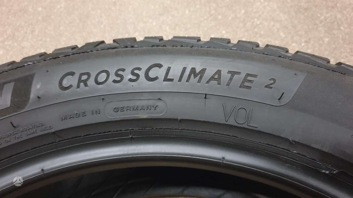 Michelin CrossClimate 2, всесезонные 235/50 R19