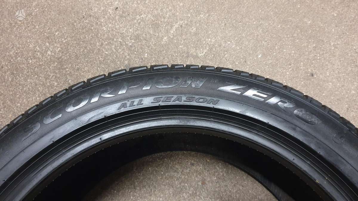Pirelli Scorpion Zero, summer 275/45 R21
