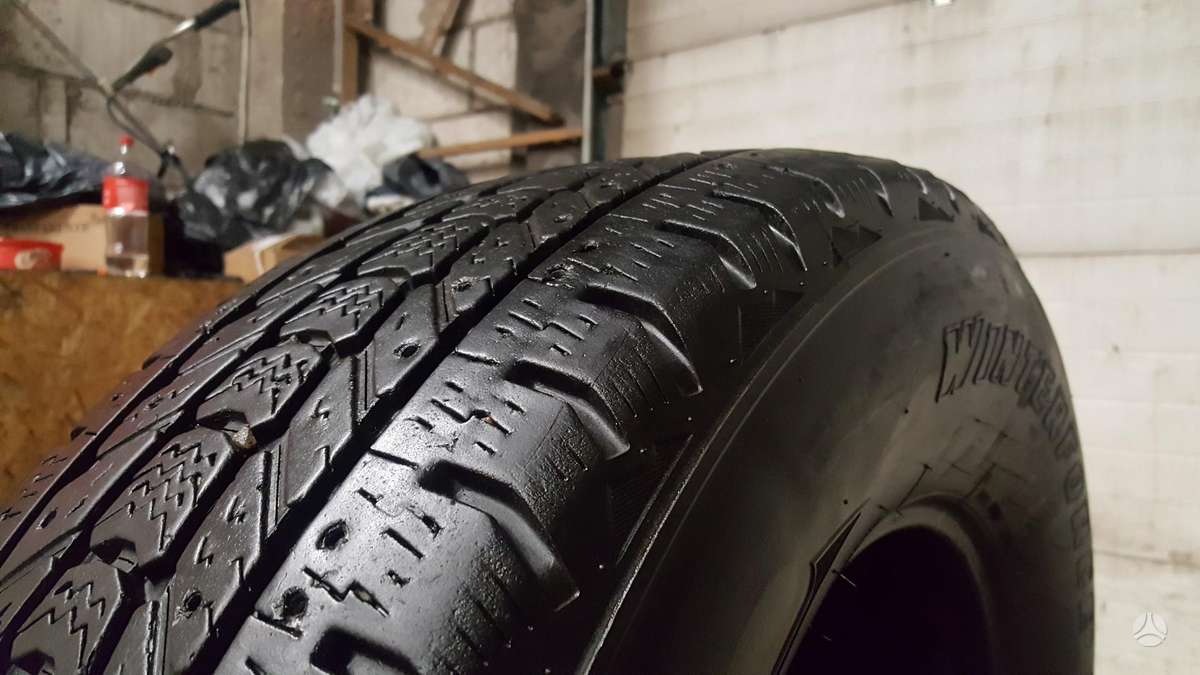 Firestone WinterForce LT, winter 275/70 R18