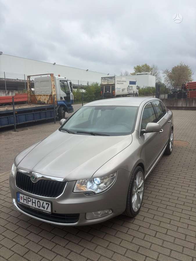 Skoda Superb