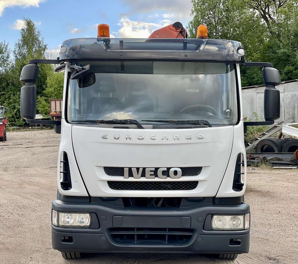 Iveco EUROCARGO, с краном