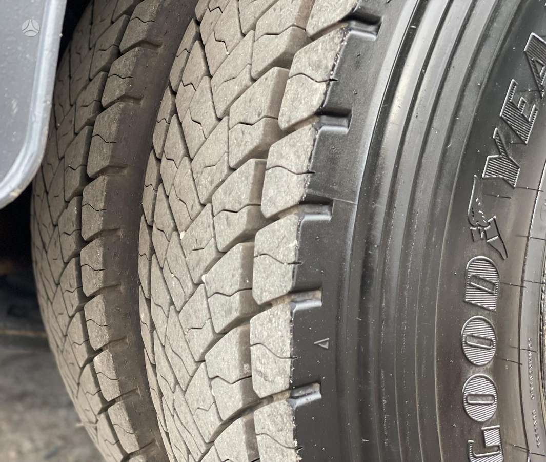 Iveco EUROCARGO, su kranu