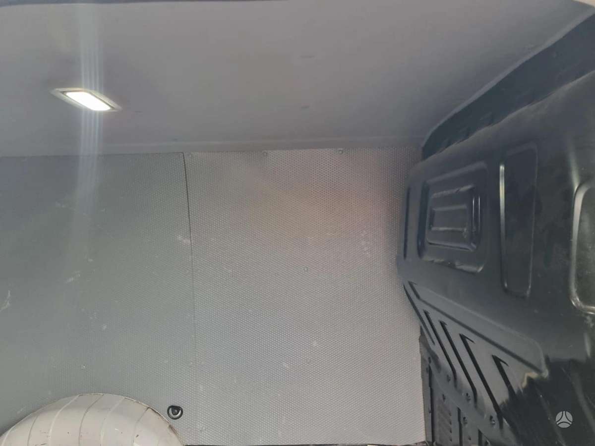 Maxus eDeliver 3, Коммерческий