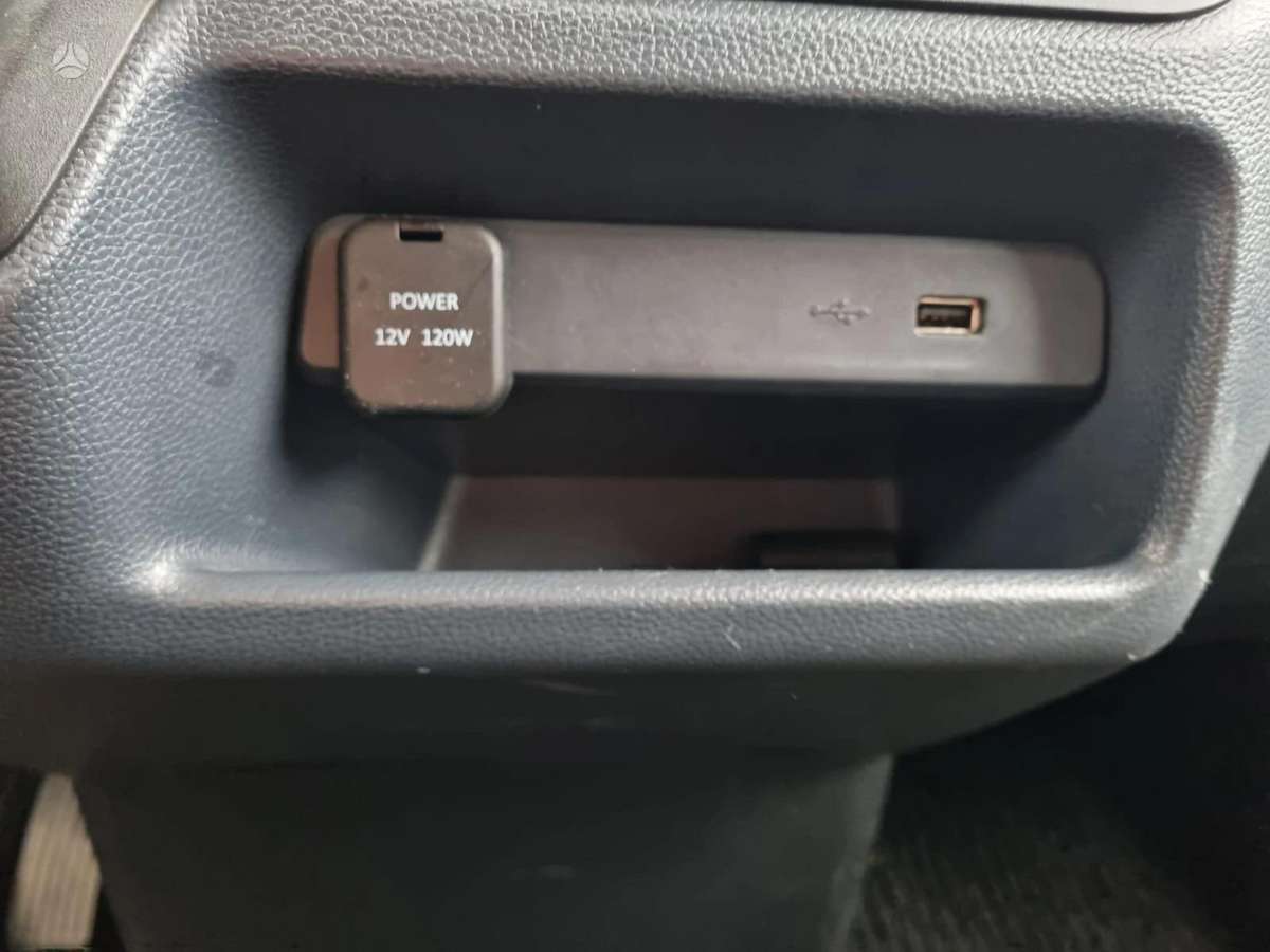 Maxus eDeliver 3, Коммерческий