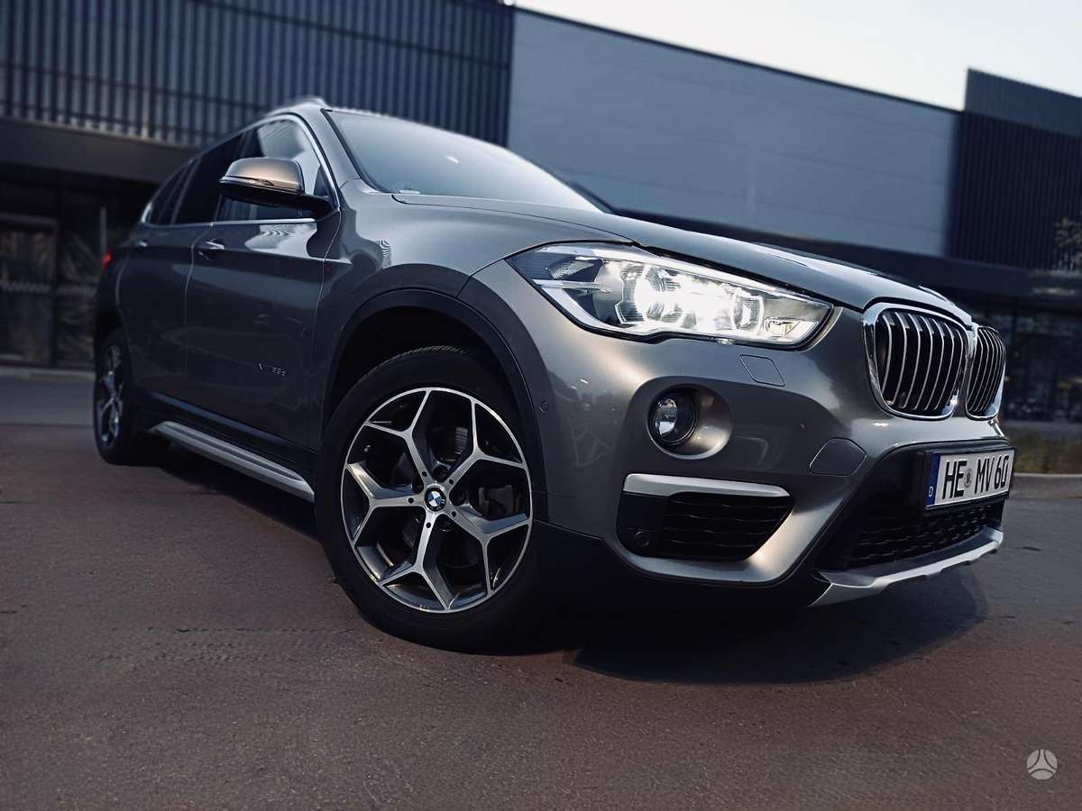 BMW X1