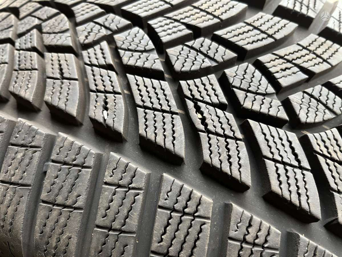 Goodyear UG Performance +, зимние 255/40 R20