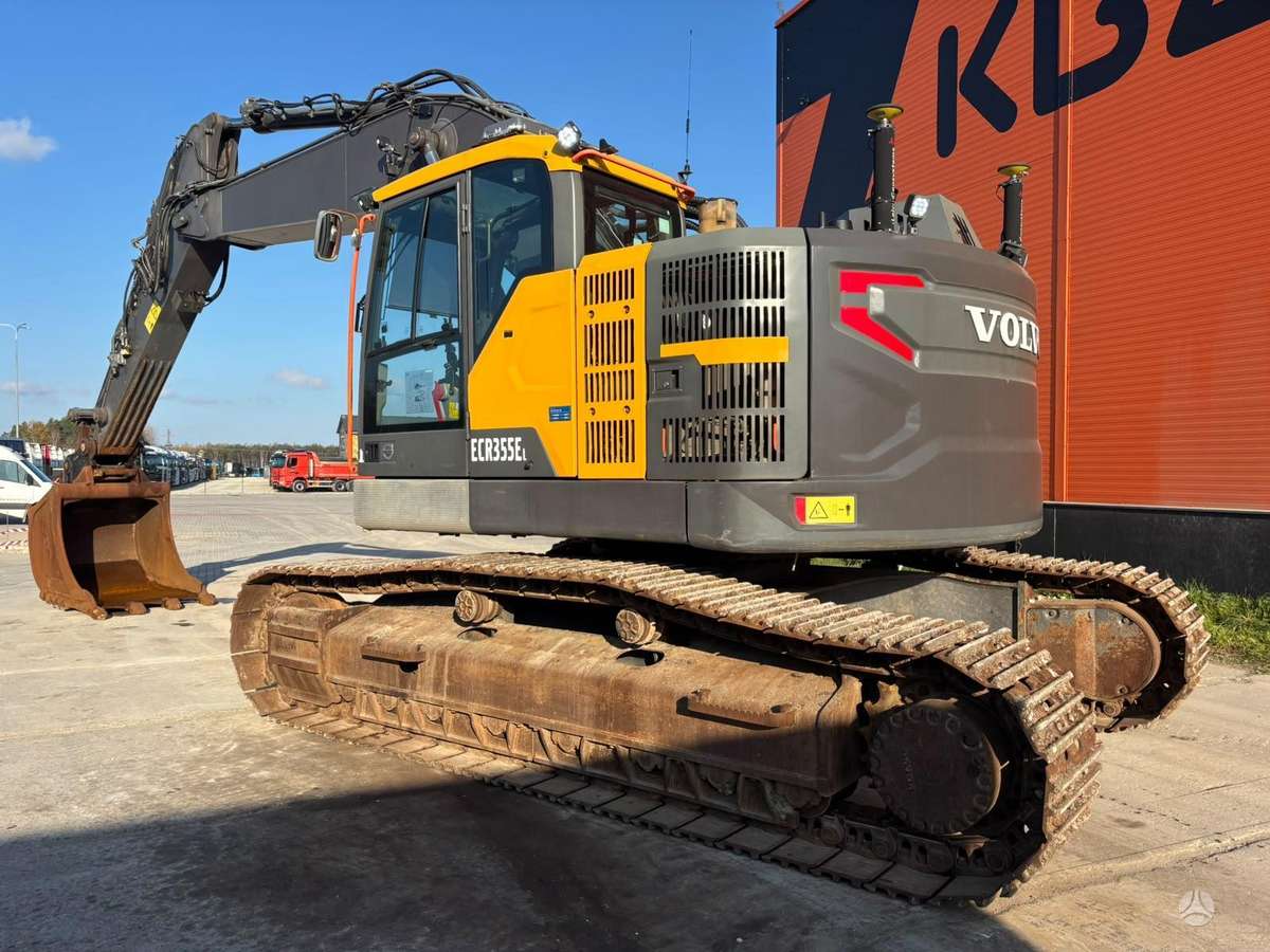 Volvo ECR 355 EL, excavator