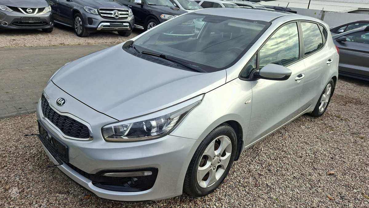 Kia Ceed, 1.4 l., Хэтчбек