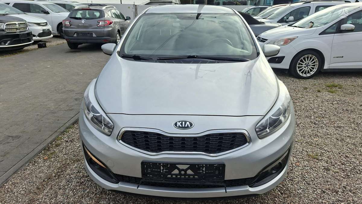 Kia Ceed, 1.4 l., Хэтчбек