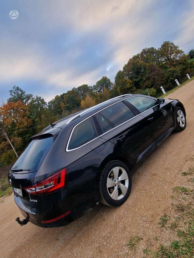 Skoda Superb, 1.6 l., Универсал