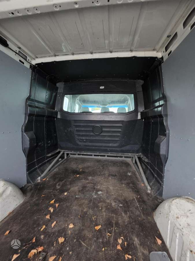 Volkswagen Crafter, passenger vans