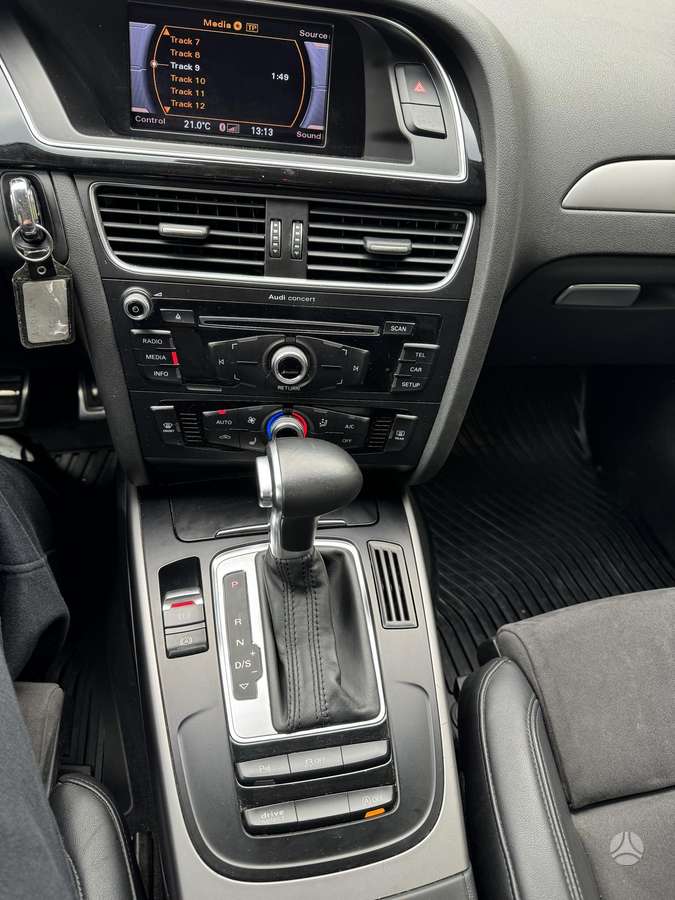 Audi A4, 2.0 l., Универсал