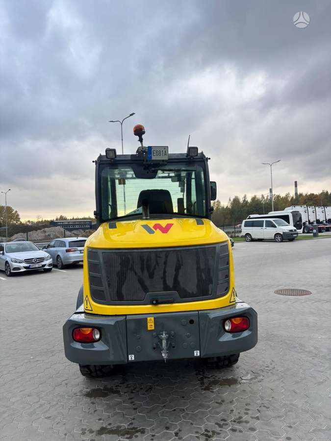 Wacker WL70, frontaliniai krautuvai