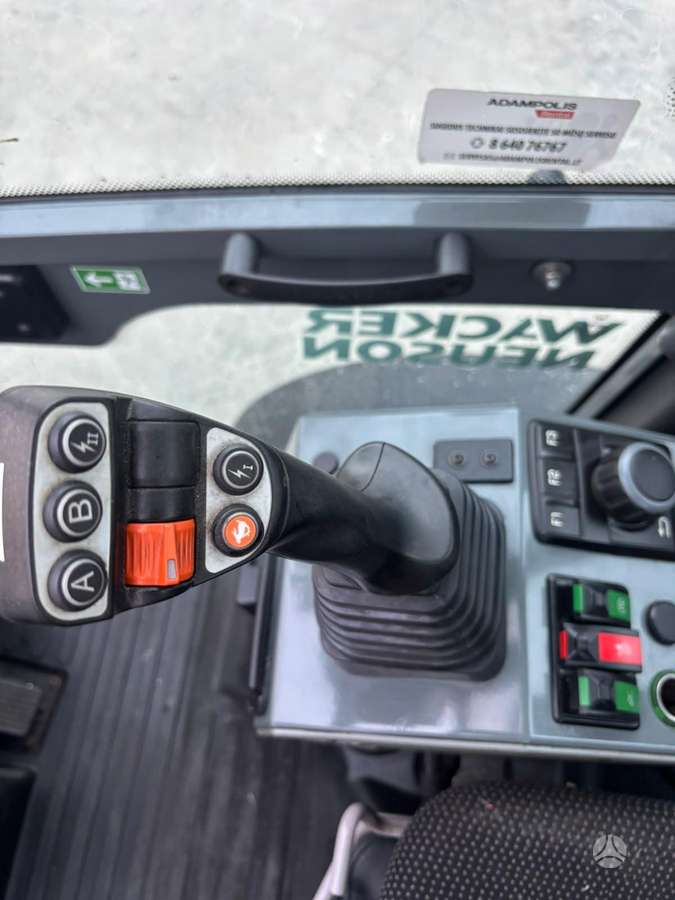Wacker WL70, фронтальные погрузчики