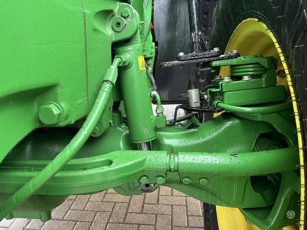 John Deere 7290R, tractors