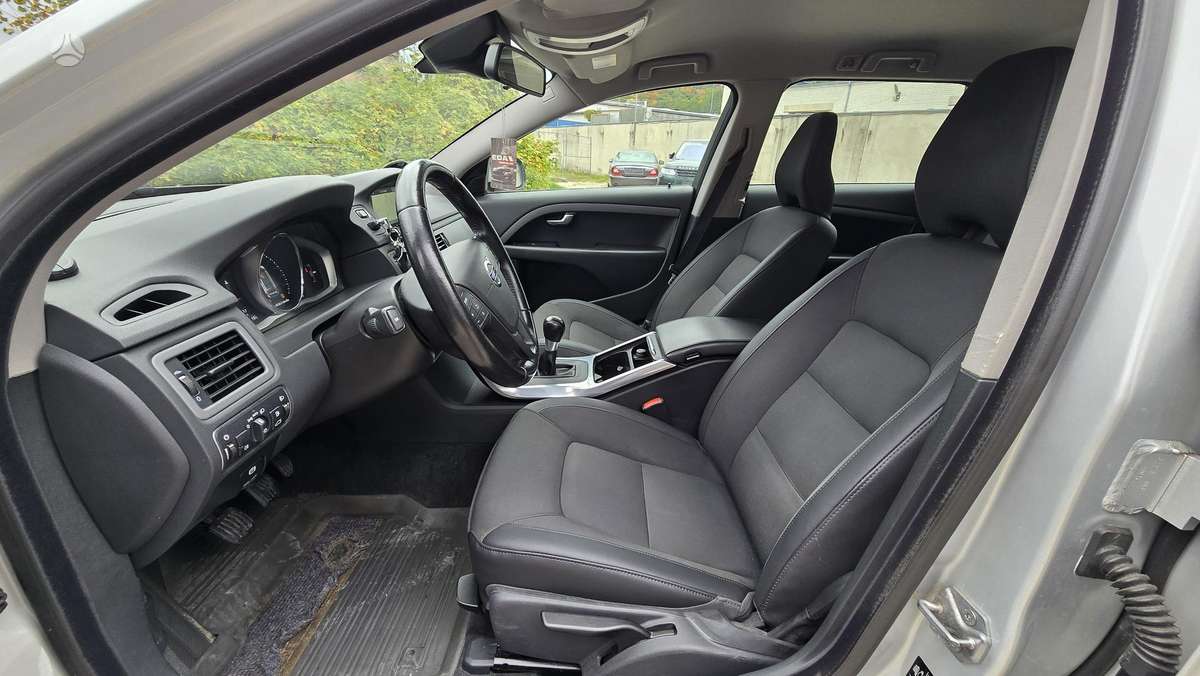 Volvo V70, 2.0 l., Универсал