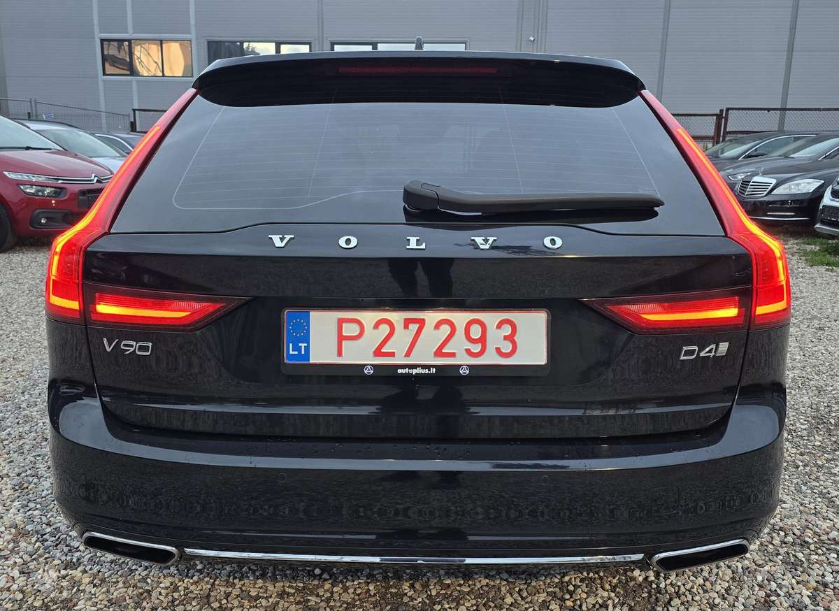 Volvo V90, 2.0 l., Универсал