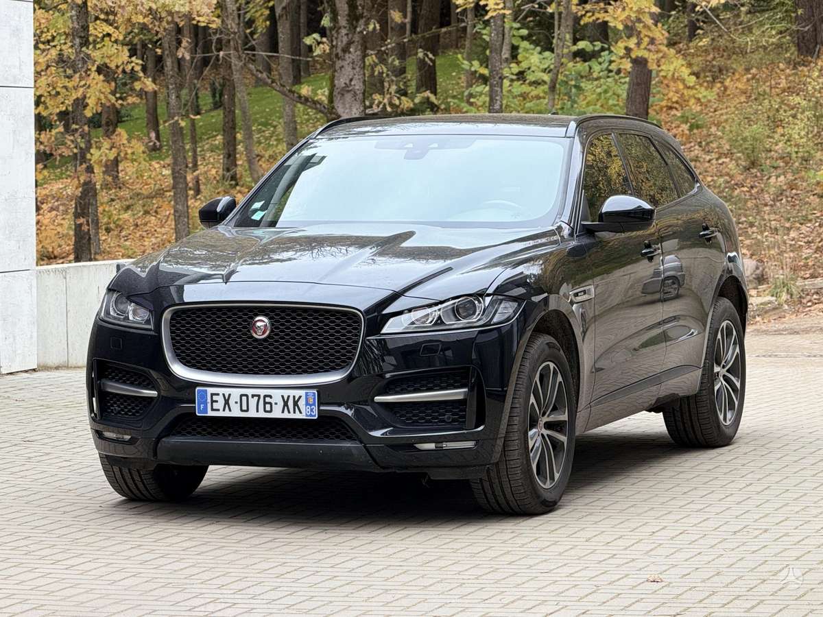 Jaguar F-Pace