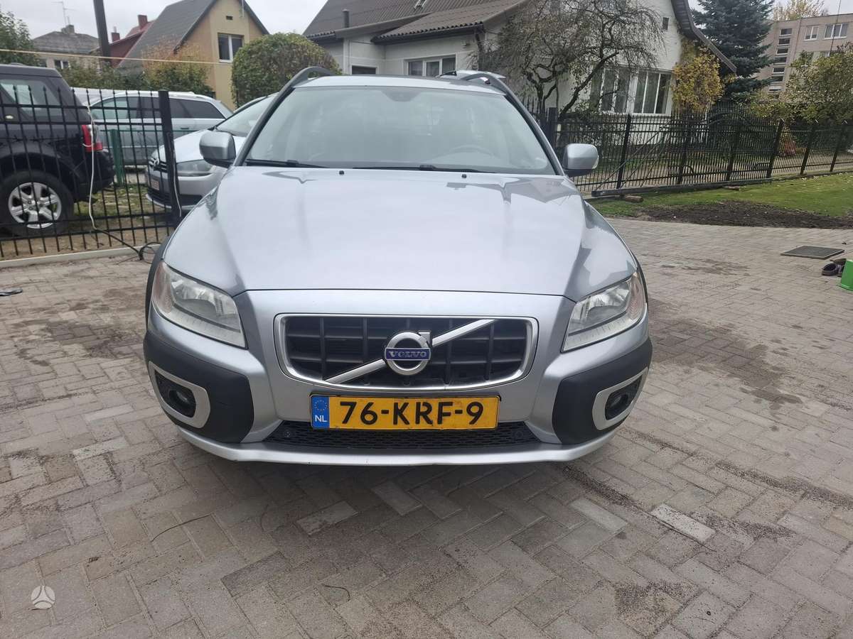 Volvo XC70
