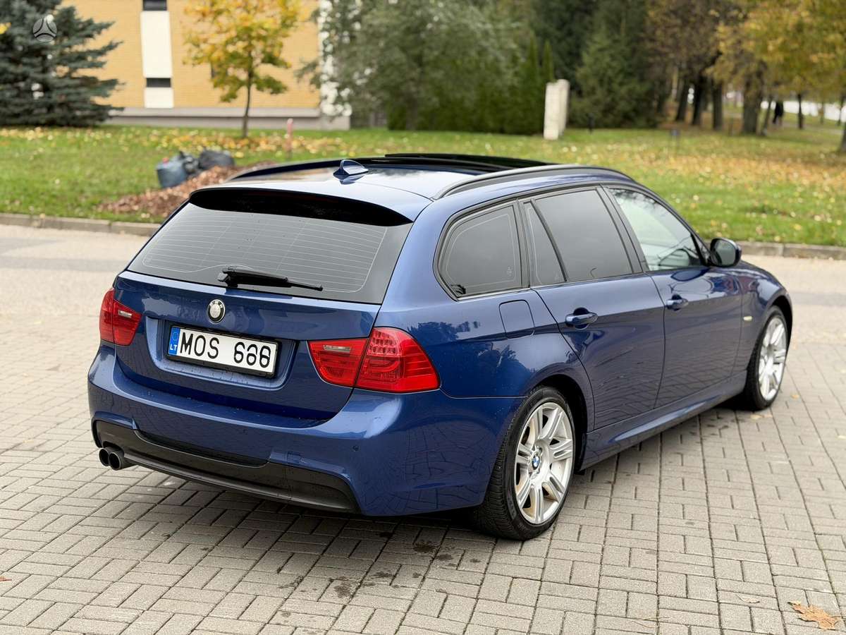 BMW 330, 3.0 l., Универсал