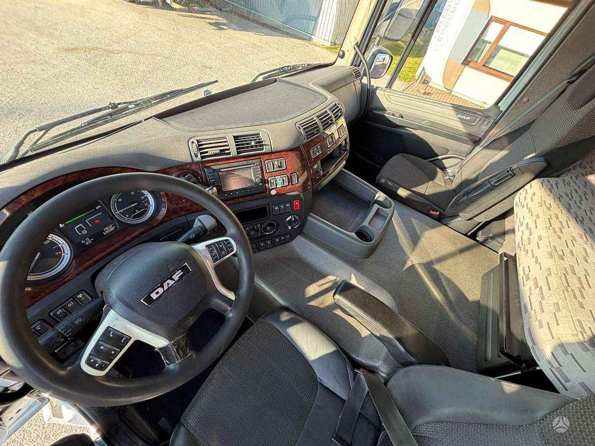 DAF CF440, refrigerated trucks