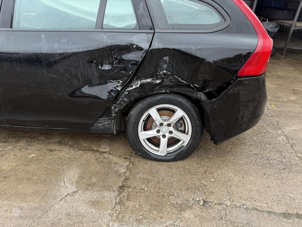 Volvo V60, 2.0 l., Универсал