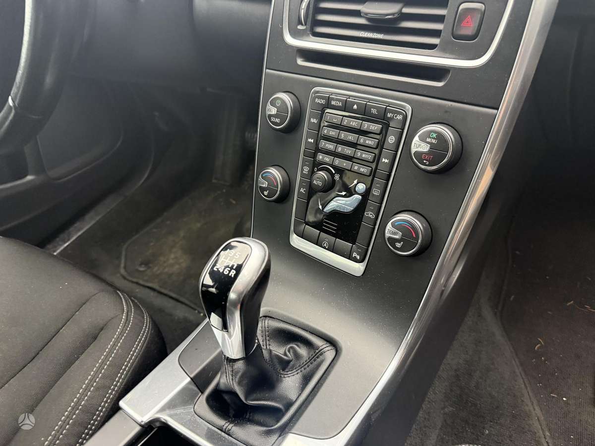 Volvo V60, 2.0 l., Универсал