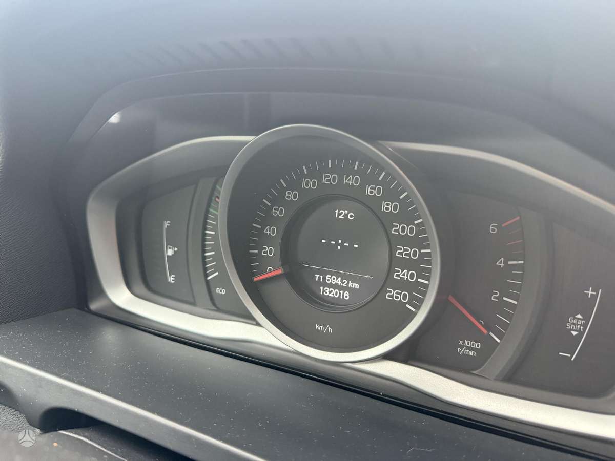 Volvo V60, 2.0 l., Универсал