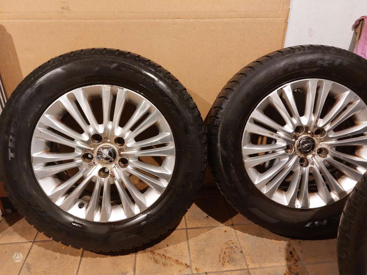 Chrysler, lengvojo lydinio, R17