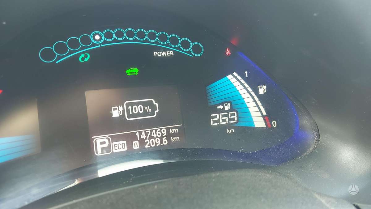 Nissan Leaf, 40 kWh, hatchback