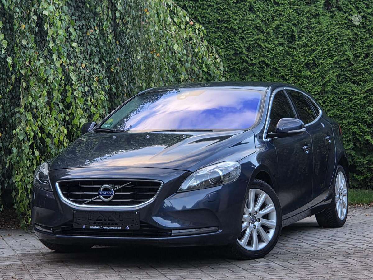 Volvo V40
