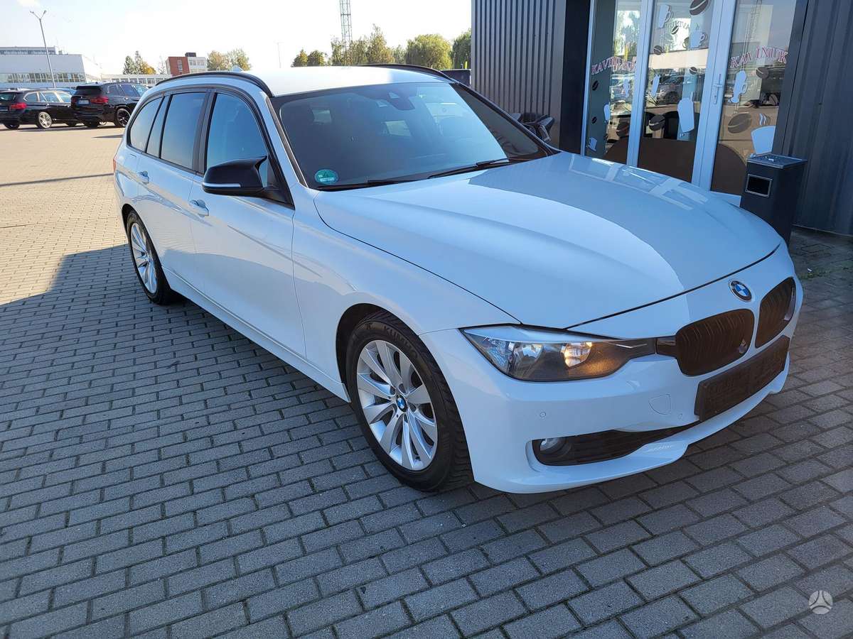 BMW 320