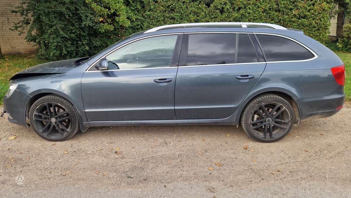 Skoda Superb, 2.0 l., Универсал