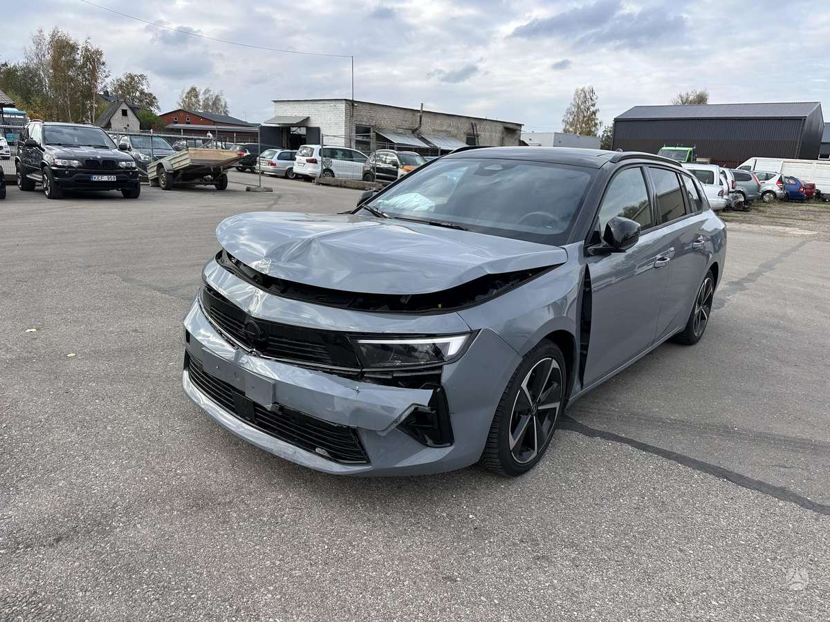 Opel Astra, 1.2 l., Универсал