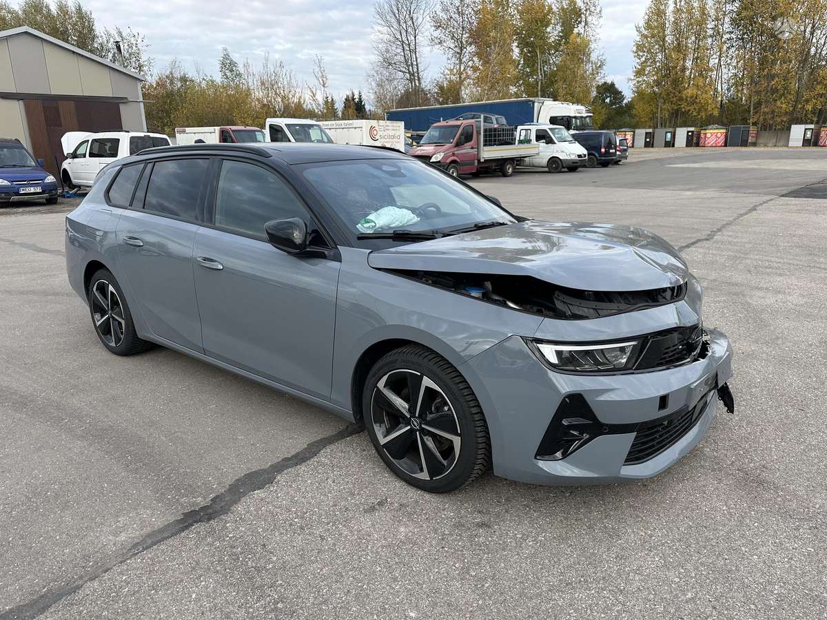 Opel Astra, 1.2 l., Универсал