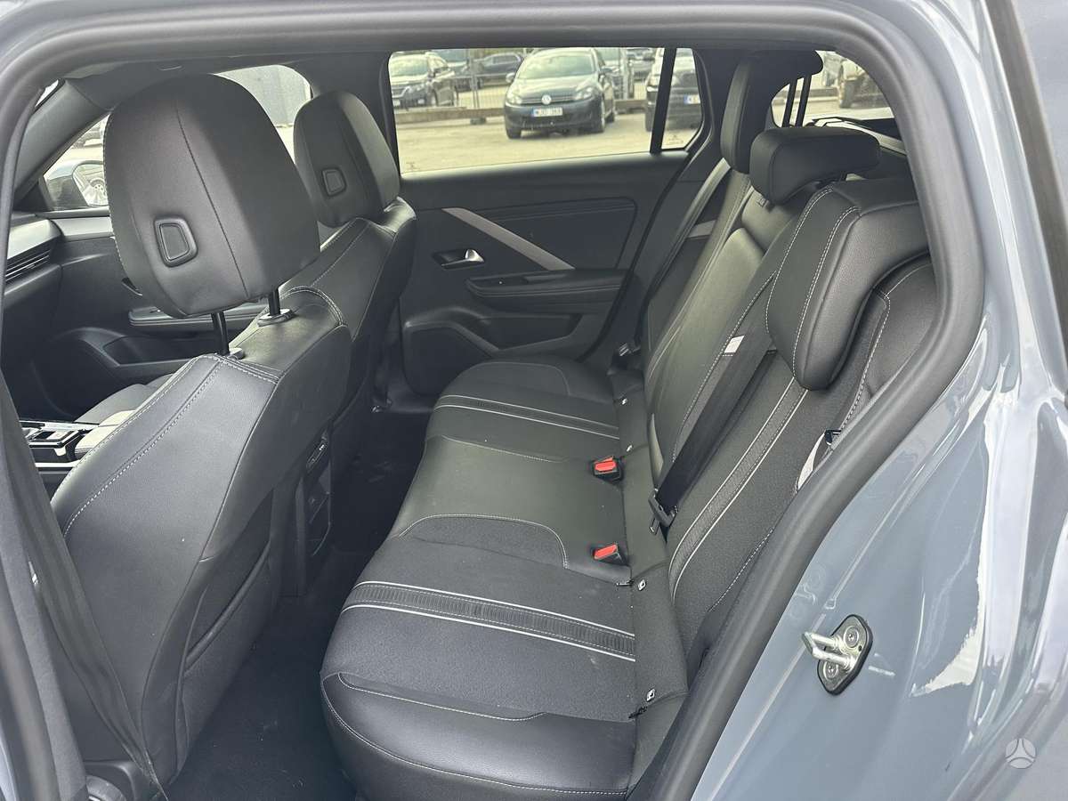 Opel Astra, 1.2 l., Универсал