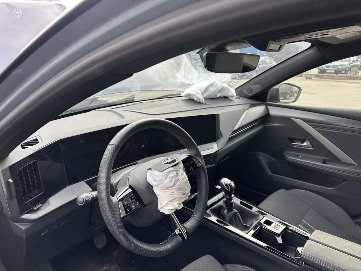 Opel Astra, 1.2 l., Универсал