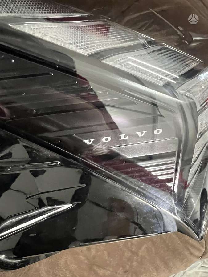 Volvo EX30 žibintai