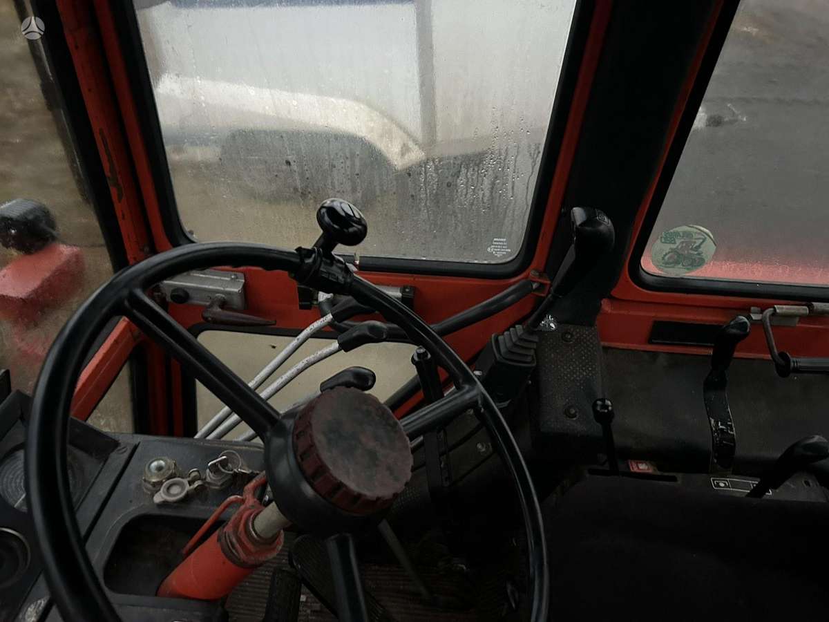 MTZ 820, tractors