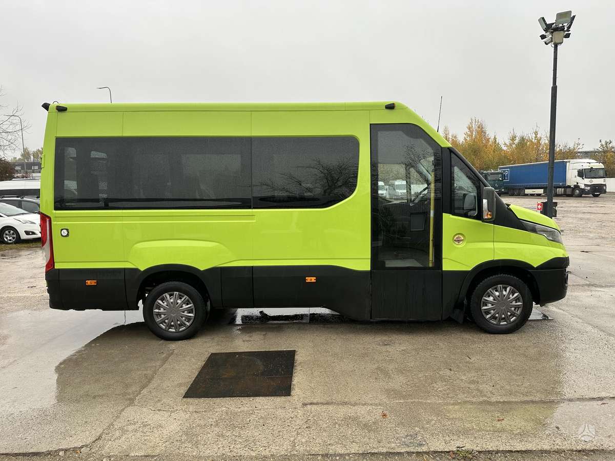 Iveco Daily, passenger minibus