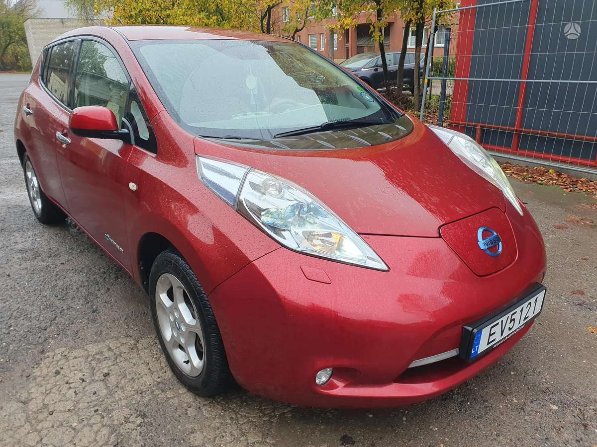 Nissan Leaf, Хэтчбек