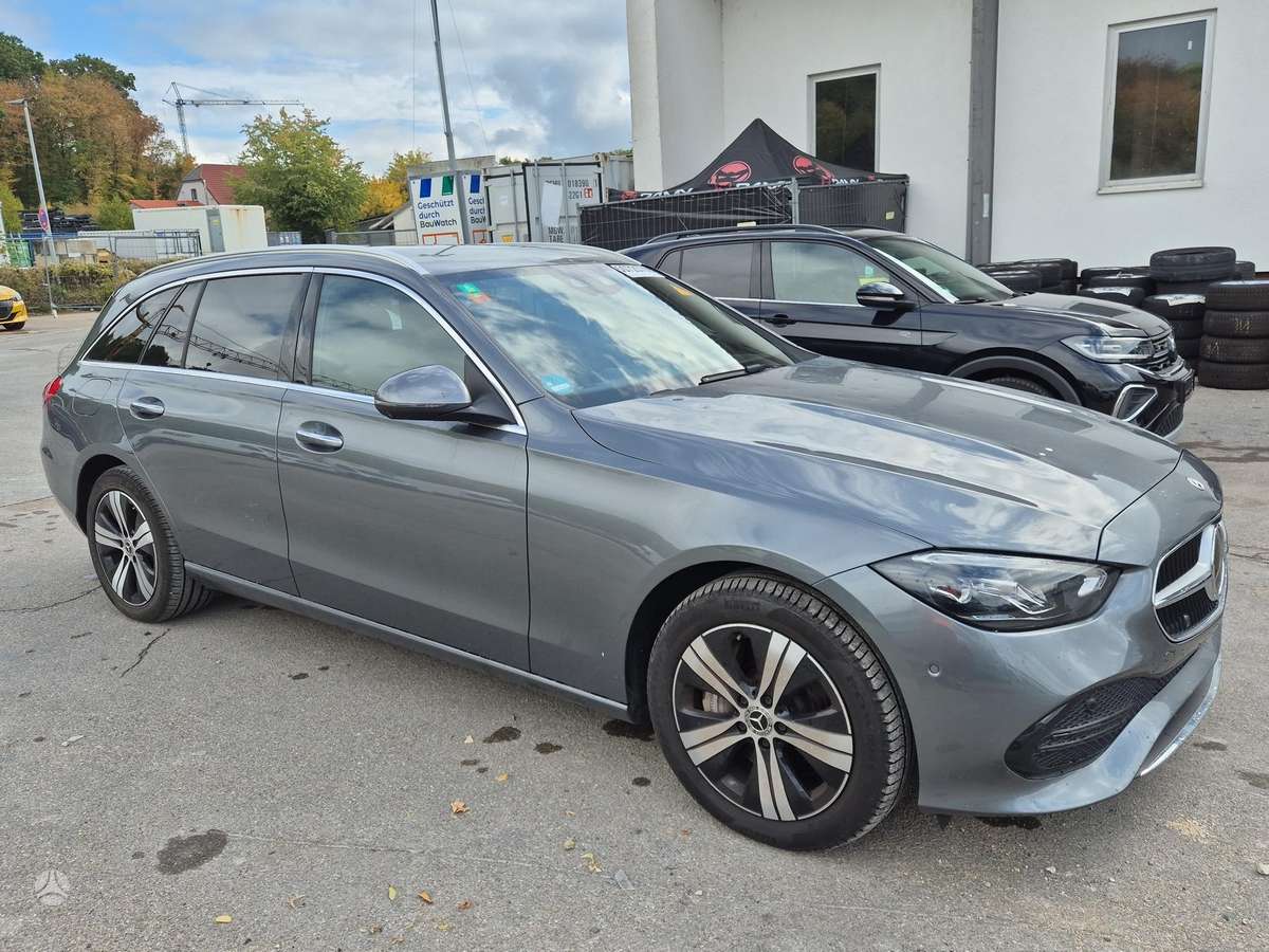 Mercedes-Benz C300