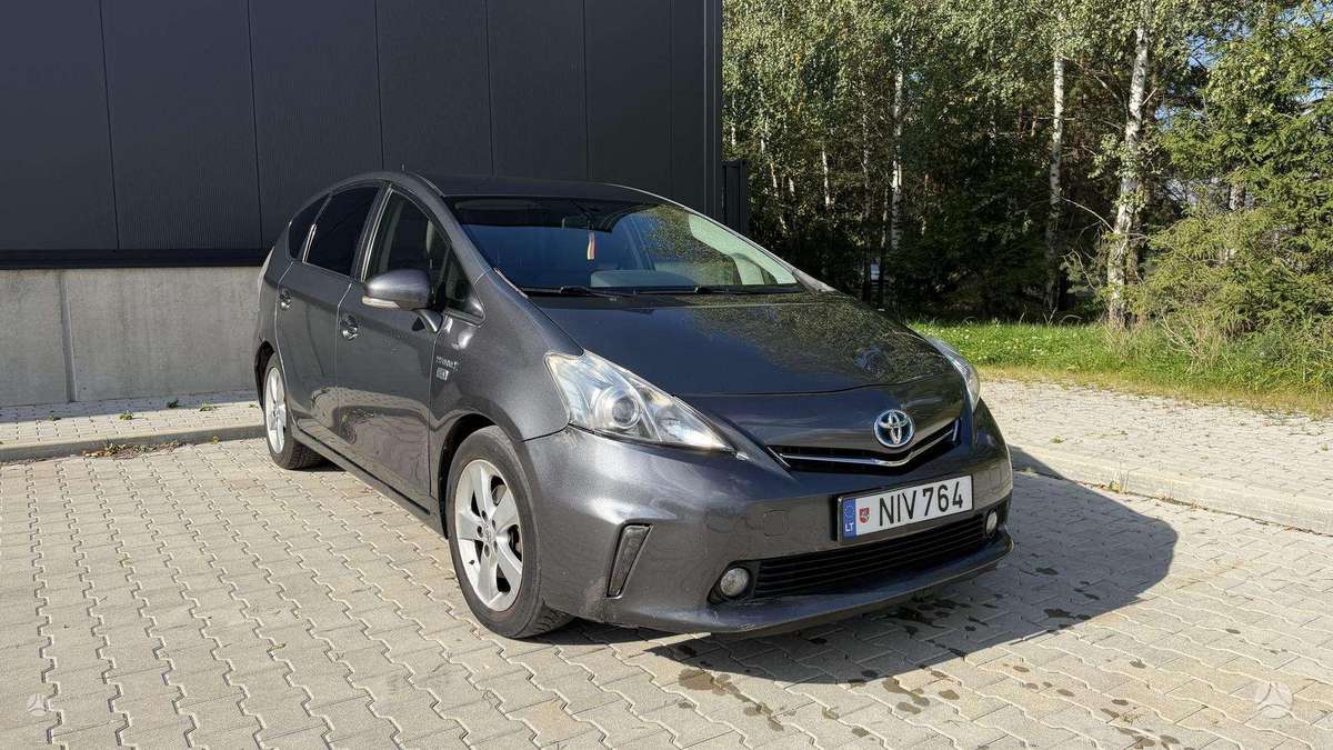Toyota Prius+