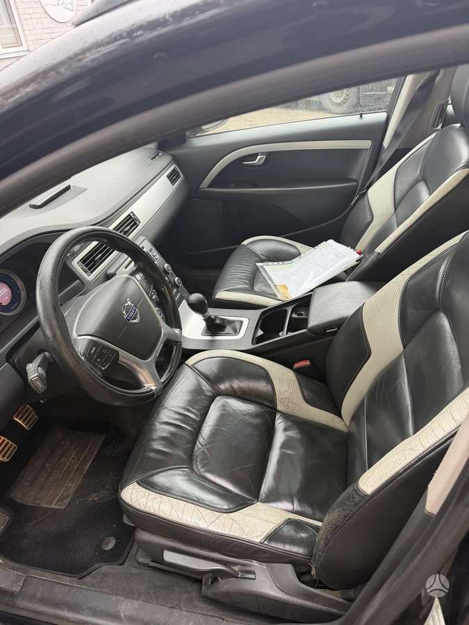 Volvo V70, 2.4 l., Универсал
